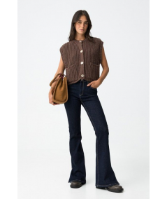 jeans-zoe-flare-en-azul-oscuro