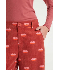 pantalon-micropana-estampado-de-compania-fantastica