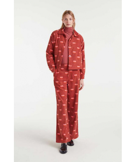 pantalon-micropana-estampado-de-compania-fantastica