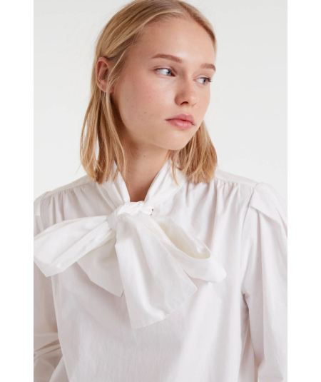 camisa-algodon-con-lazada-en-cuello-de-compania-fantastica