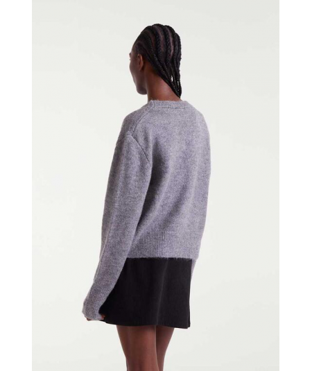 cardigan-de-punto-gris-compania-fantastica