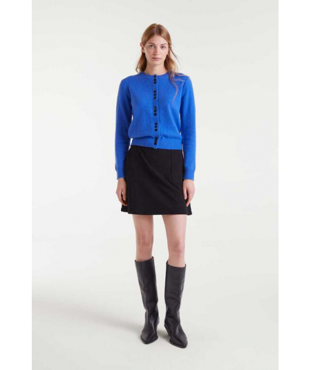 cardigan-con-botones-en-cottraste-de-compania-fantastica