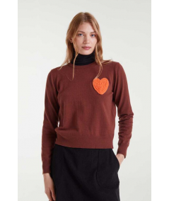 jersey-fino-marron-con-parche-corazon-compania-fantastica