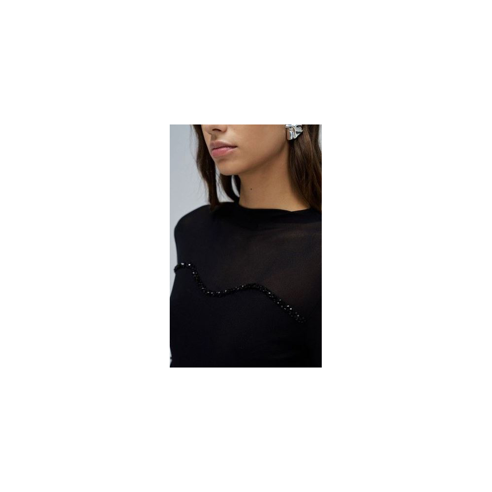 camiseta-manga-larga-con-tul-en-escote-salsa