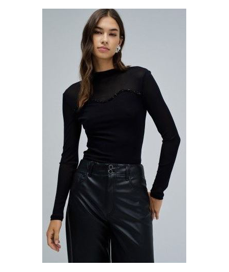 camiseta-manga-larga-con-tul-en-escote-salsa