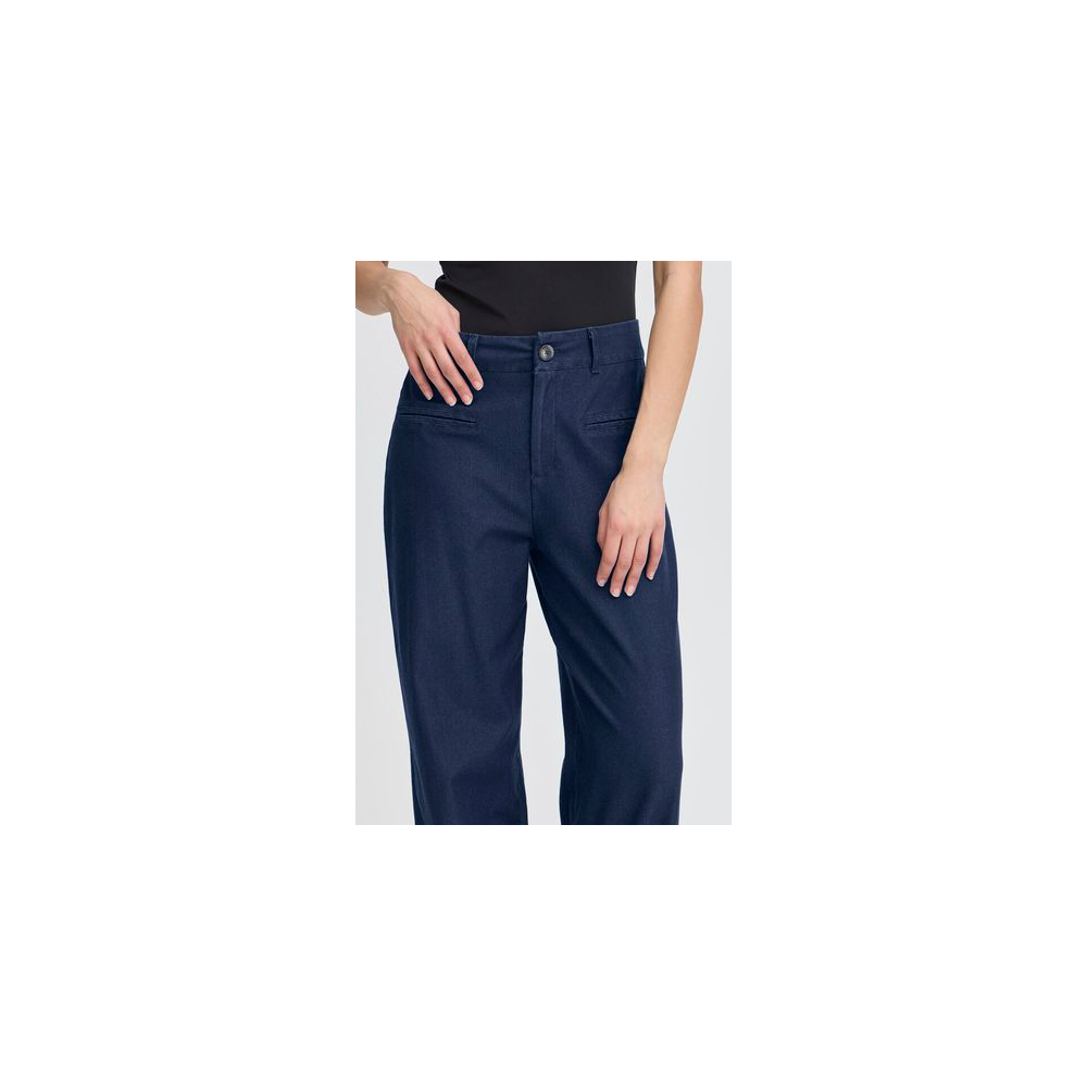 pantalon-recto-en-azul-oscuro-de-ichi