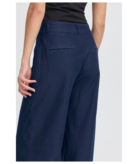 pantalon-recto-en-azul-oscuro-de-ichi