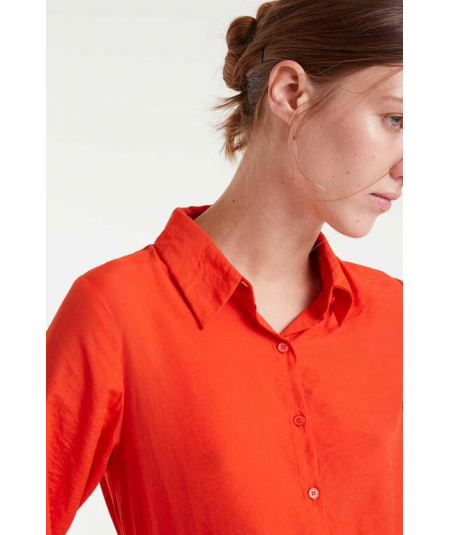 camisa-de-manga-larga-y-cuello-con-solapa-de-compania-fantastica
