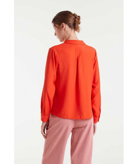 camisa-de-manga-larga-y-cuello-con-solapa-de-compania-fantastica