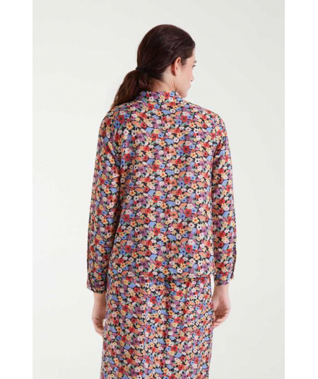 camisa-de-crepe-ligero-con-estampado-de-compania-fantastica