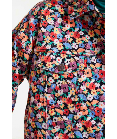 chaqueta-vaquera-con-estampado-floral-de-compania-fantastica