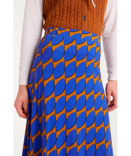 falda-midi-de-compania-fantastica