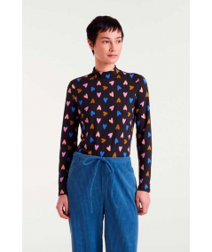 camiseta-estampada-cuello-de-compania-fantastica