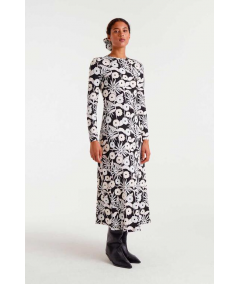 vestido-largo-con-cuello-barco-de-compania-fantastica