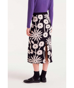 falda-midi-con-estampado-de-compania-fantastica