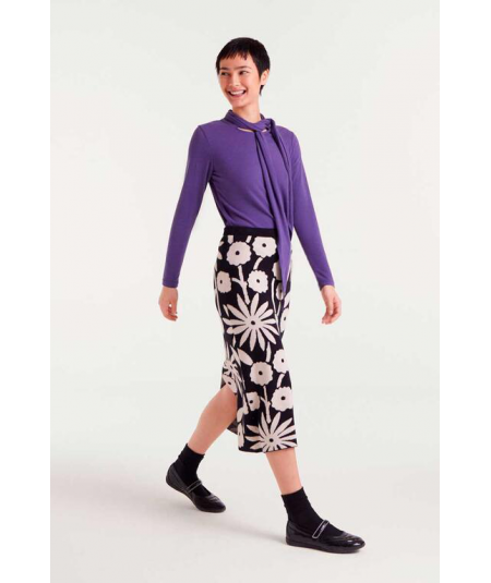 falda-midi-con-estampado-de-compania-fantastica