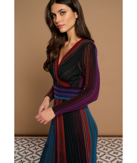 vestido-largo-con-vuelo-de-minueto