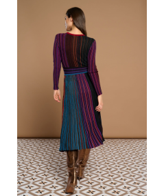 vestido-largo-con-vuelo-de-minueto