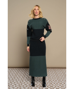 falda-larga-con-abertura-lateral-de-minueto