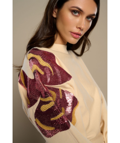 jersey-con-bordado-en-hombros-de-minueto