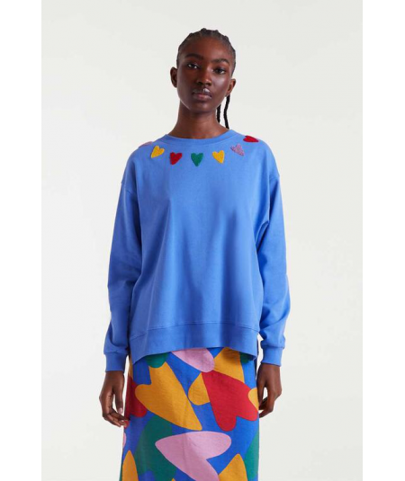 sudadera-detalles-bordados-compania-fantastica