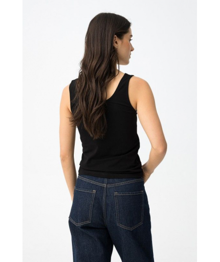 camiseta-spacy-texto-relieve-tiffosi