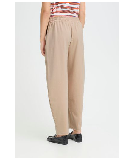 pantalon-de-punto--ihkate-barrel--de-ichi