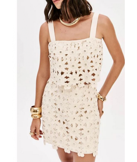 falda-bordado-recortado-con-aplicaciones-lan