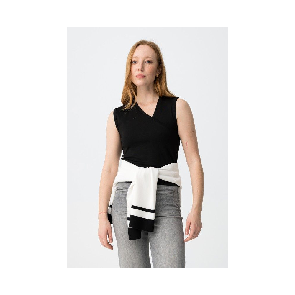 top-phanie-sin-mangas-de-tiffosi