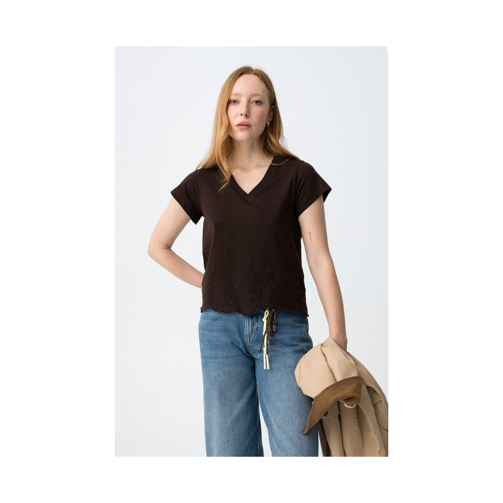 camiseta-hadley-flor-bajo-flocado-tiffosi