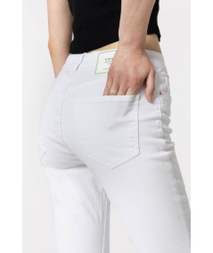 vaquero-blanco-megan-cropped-de-tiffosi