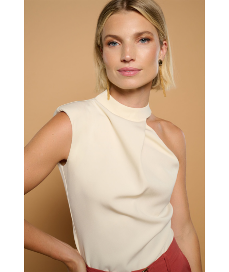 top-pearl-asimetrico-de-minueto