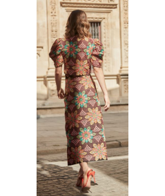 falda-midi-evase-con-estampado-flores-mandala-panambi