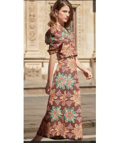 falda-midi-evase-con-estampado-flores-mandala-panambi