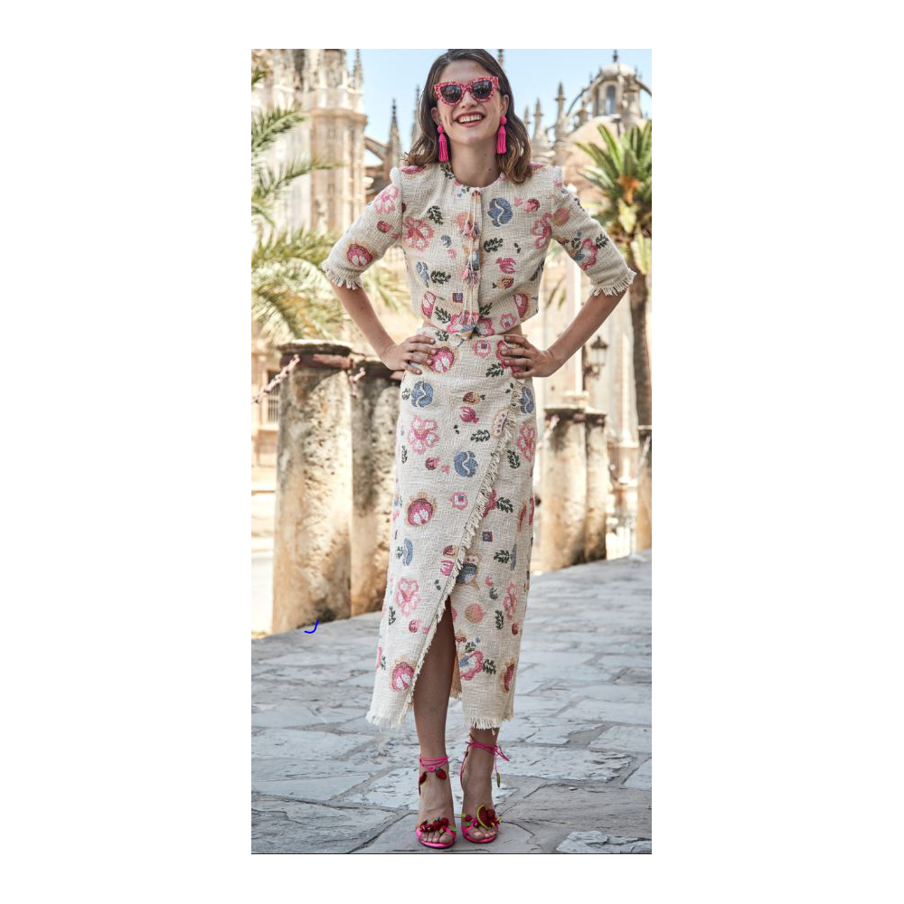 chaqueta-corta-borlones-de-panambi