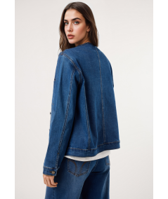 cazadora-pespuntes-cuello-redondo-merletti