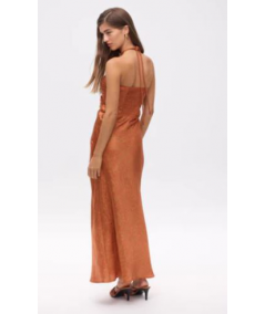 vestido-jacquard--satinado-anudado-al-cuello-mioh