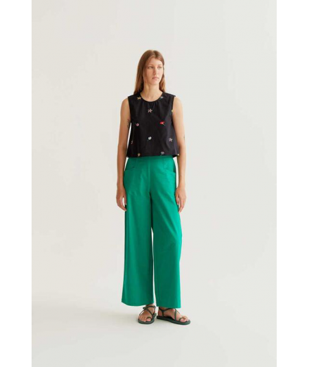 top-black-garden-flower-compania-fantastica