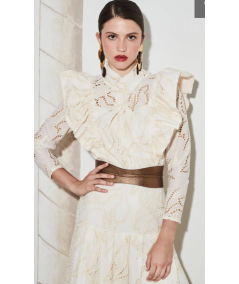 vestido-alerones-cuello-subido-tablas-panambi