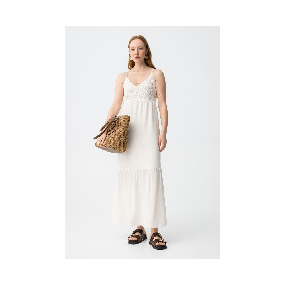 vestido-border-largo-cuerpo-encaje-de-tiffosi