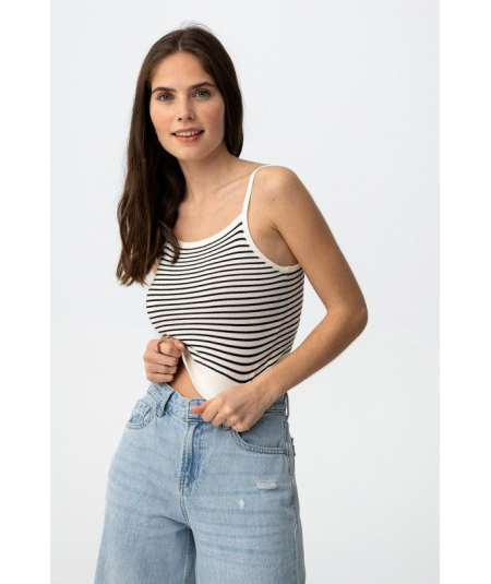 cardigan-y-top-a-rayas-de-tiffosi