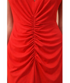 vestido-hombreras-frunce-delantero-arrgido