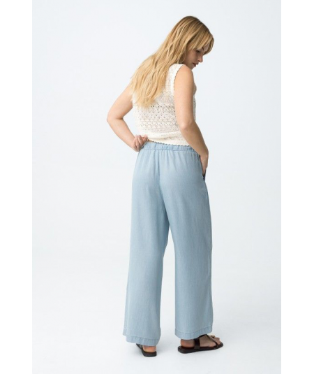 pantalon-roselin-pierna-ancha-denim-claro-tifosi