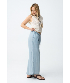 pantalon-roselin-pierna-ancha-denim-claro-tifosi