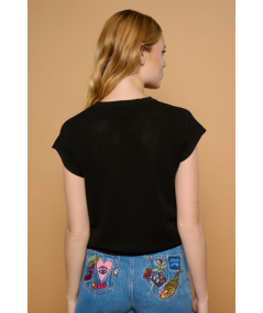 camiseta-spirit-bordados-de-minueto