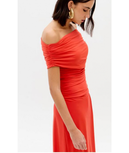 mono-largo-intense-red-escote-barco-lan