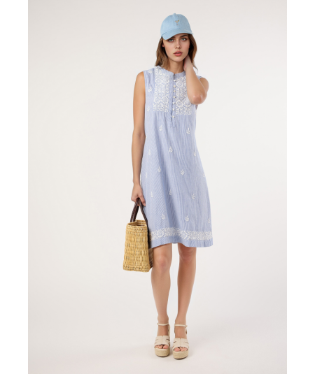 vestido-raya-y-bordado-de-merletti