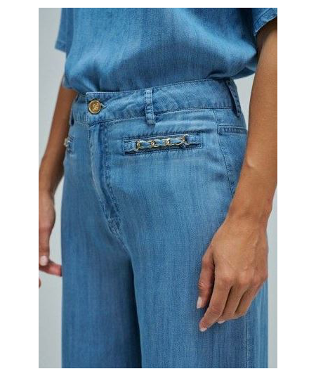 pantalon-denim-detalles-metalicos-de-salsa