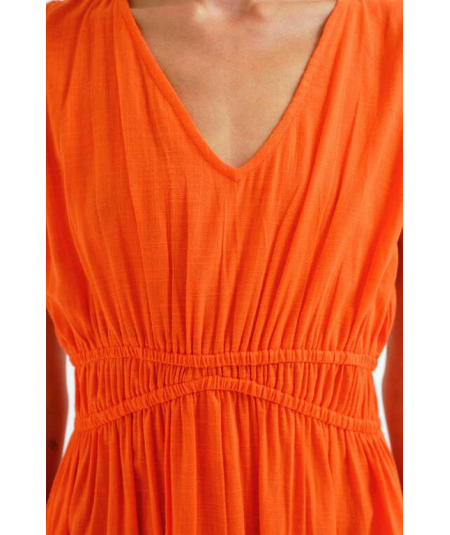 vetido-midi-naranja-fruce-cintura-compania-fantastica