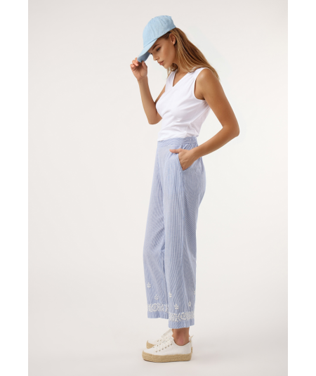 pantalon-rayas-y-bodado-de-merletti